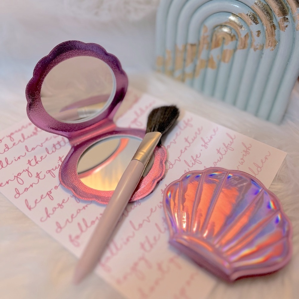 Iridescent Shell pocket mirror - Picture 2 of 4